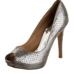 Badgley Mischka Metallic Silver Peep-Toe Heels